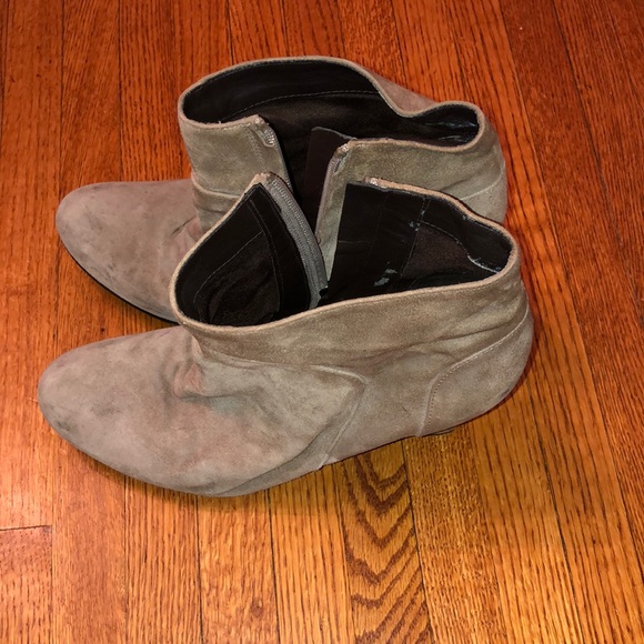 Suede Sam Edelman Booties - Picture 1 of 9